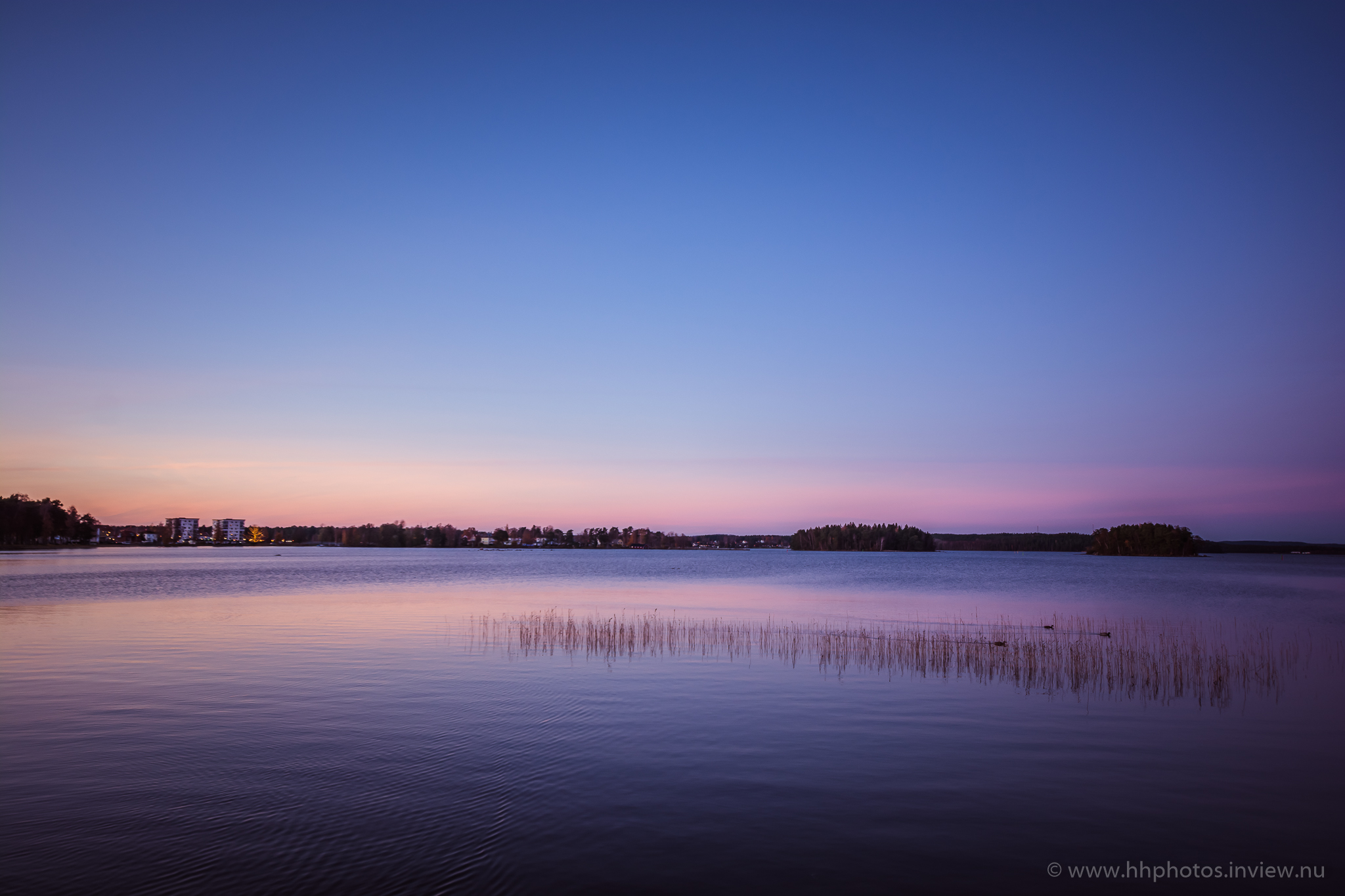 Karlsborgsviken efter solnedgång / Karlsborg Bay after sunset