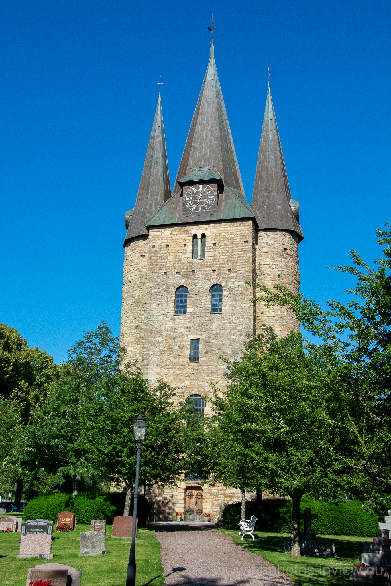 Husaby kyrka / Husaby Church